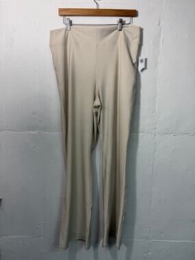 NEW Old Navy Womens Pull On Flare High Rise Cloud Quick Dry Leggings Beige XL